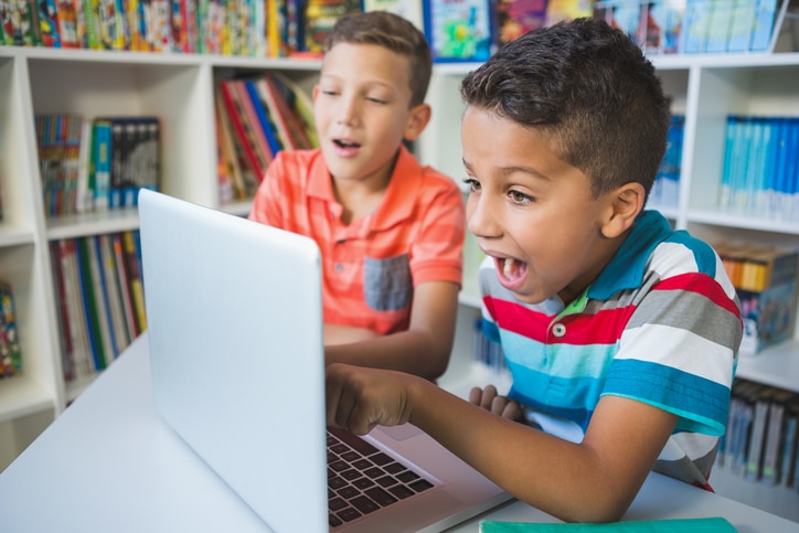 kids-on-laptop-learning