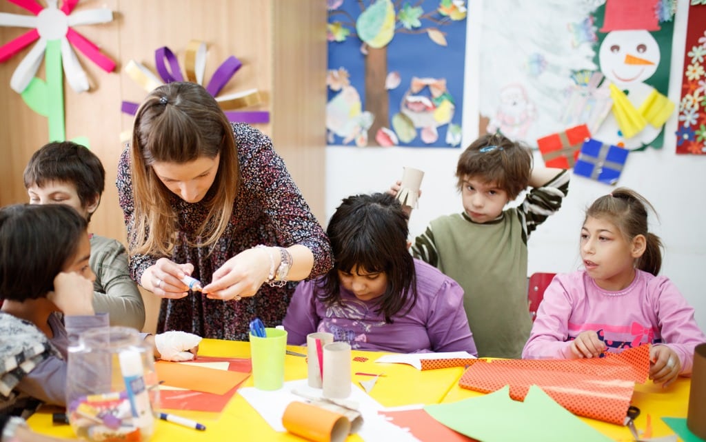 students-doing-arts-and-crafts