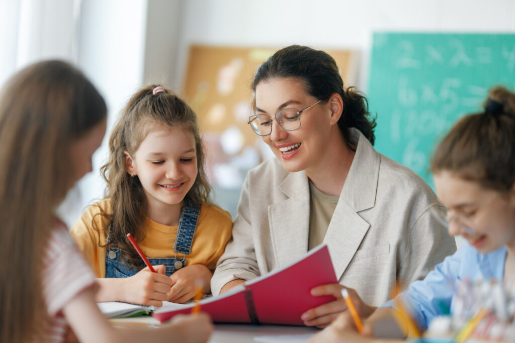 teacher-with-students-teaching-sel